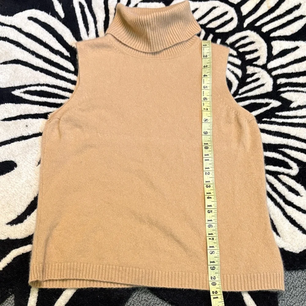Vintage Lord & Taylor Two-Ply Cashmere Turtleneck - Camel - Picture 6 of 6